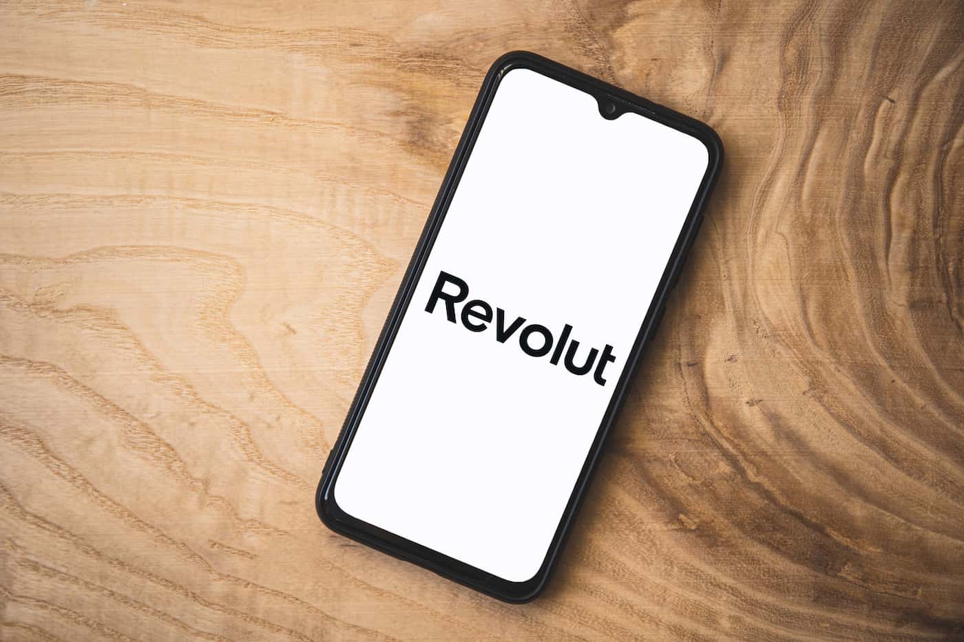 Revolut devient une vraie banque